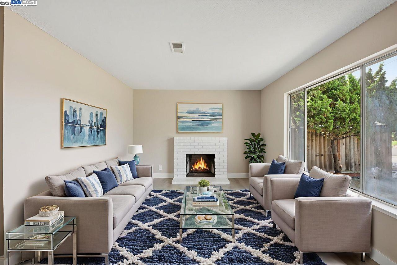 14544 Tiburon Road San Leandro, CA 94577 - Photo 4 of 26