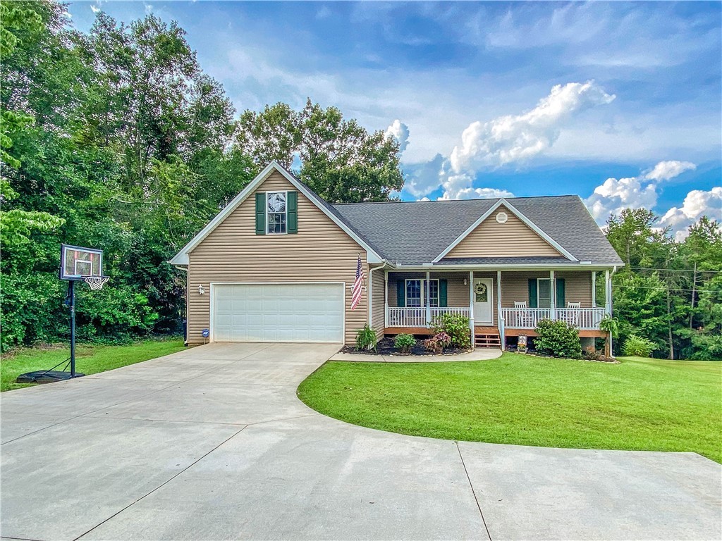 1545 Davis Creek Road Seneca, SC 29678 - Photo 1 of 44 Gallery Image 1