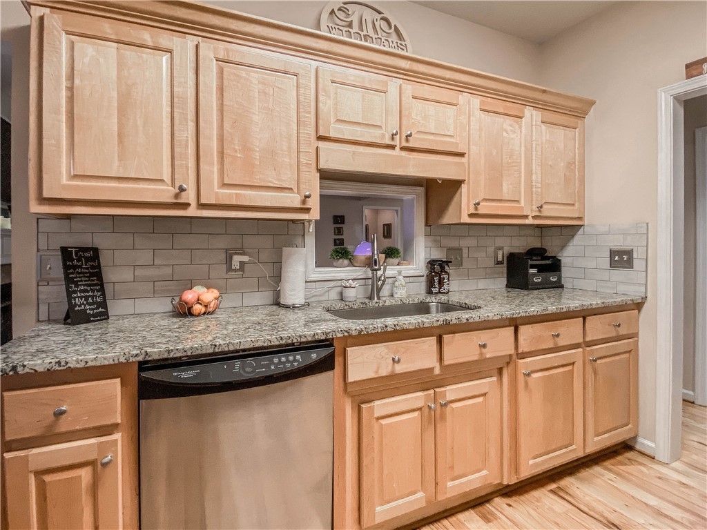 1545 Davis Creek Road Seneca, SC 29678 - Photo 16 of 44 Gallery Image 16
