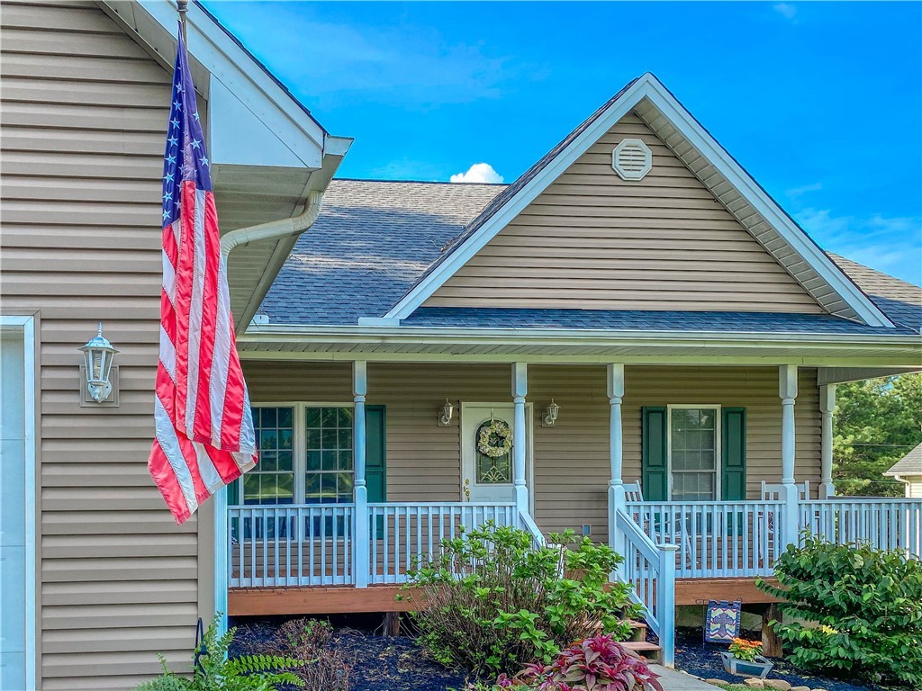 1545 Davis Creek Road Seneca, SC 29678 - Photo 2 of 44 Gallery Image 2