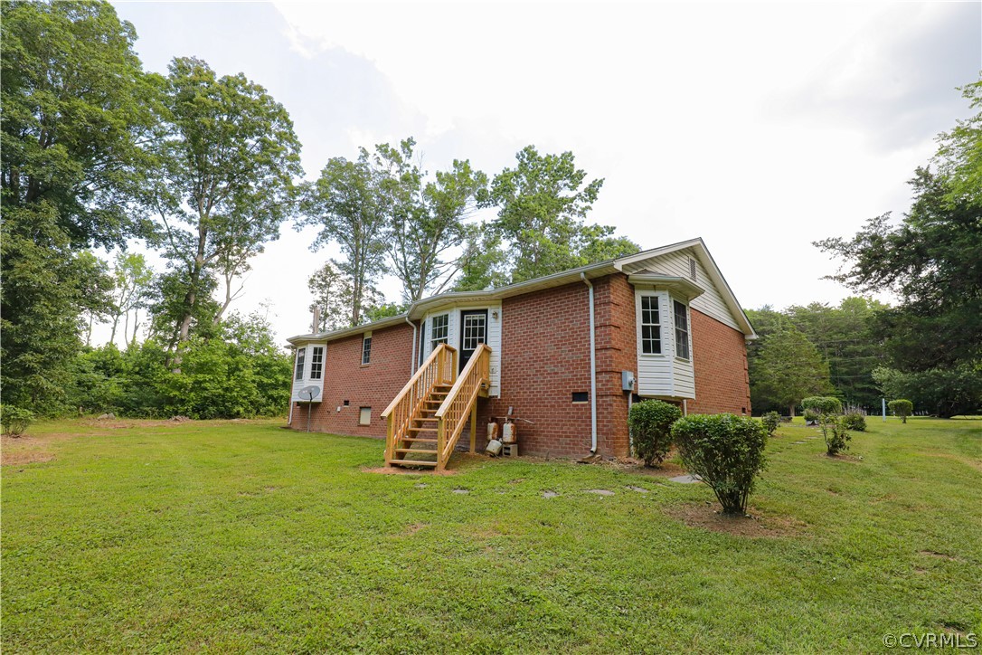 2434 Maidens Road Maidens, VA 23102 - Photo 44 of 49