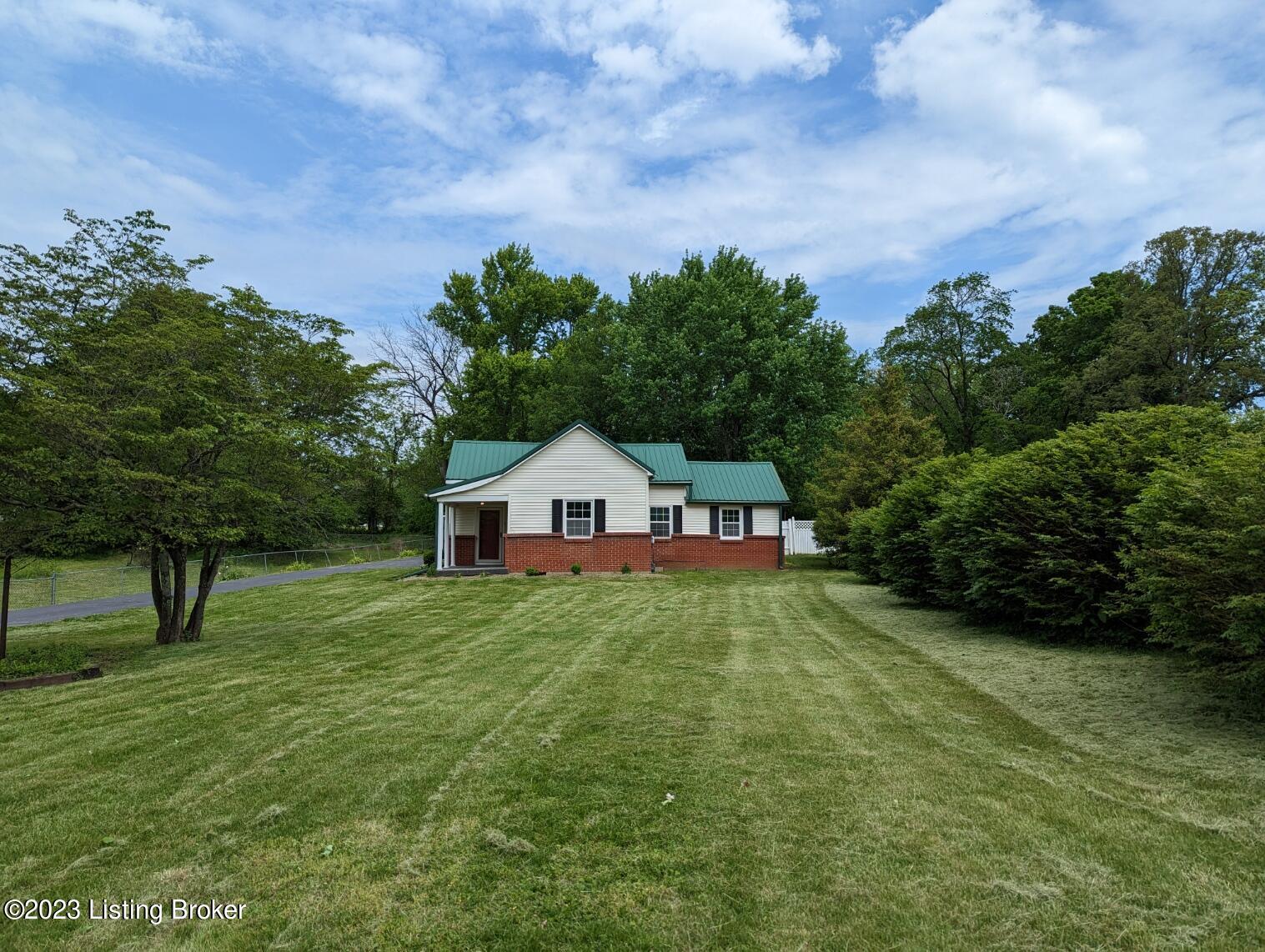 156 Tanner Road Hodgenville, KY 42748 - Photo 2 of 24 Front