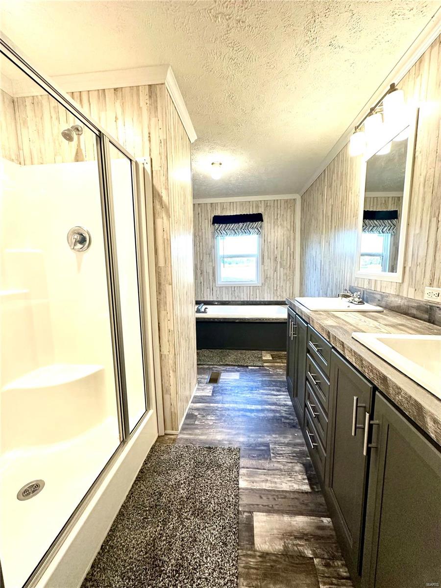 12036 Highway 28 Vichy, MO 65580 - Photo 16 of 32