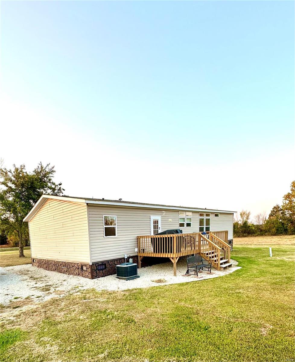 12036 Highway 28 Vichy, MO 65580 - Photo 2 of 32