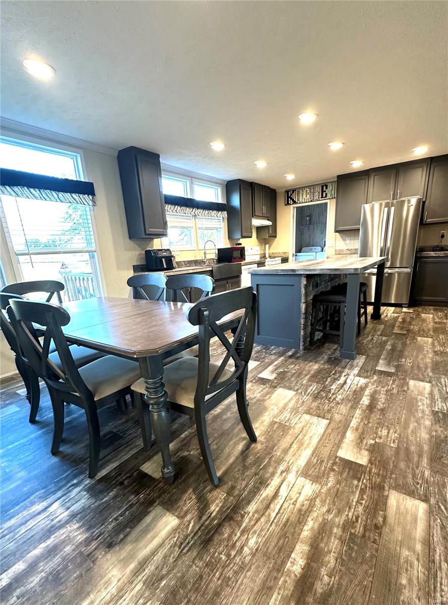 12036 Highway 28 Vichy, MO 65580 - Photo 21 of 32