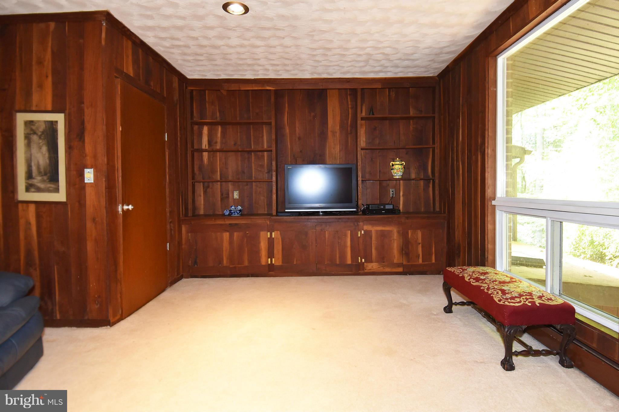 820 Bryan Point Road Accokeek, MD 20607 - Photo 15 of 30 Interior (General)