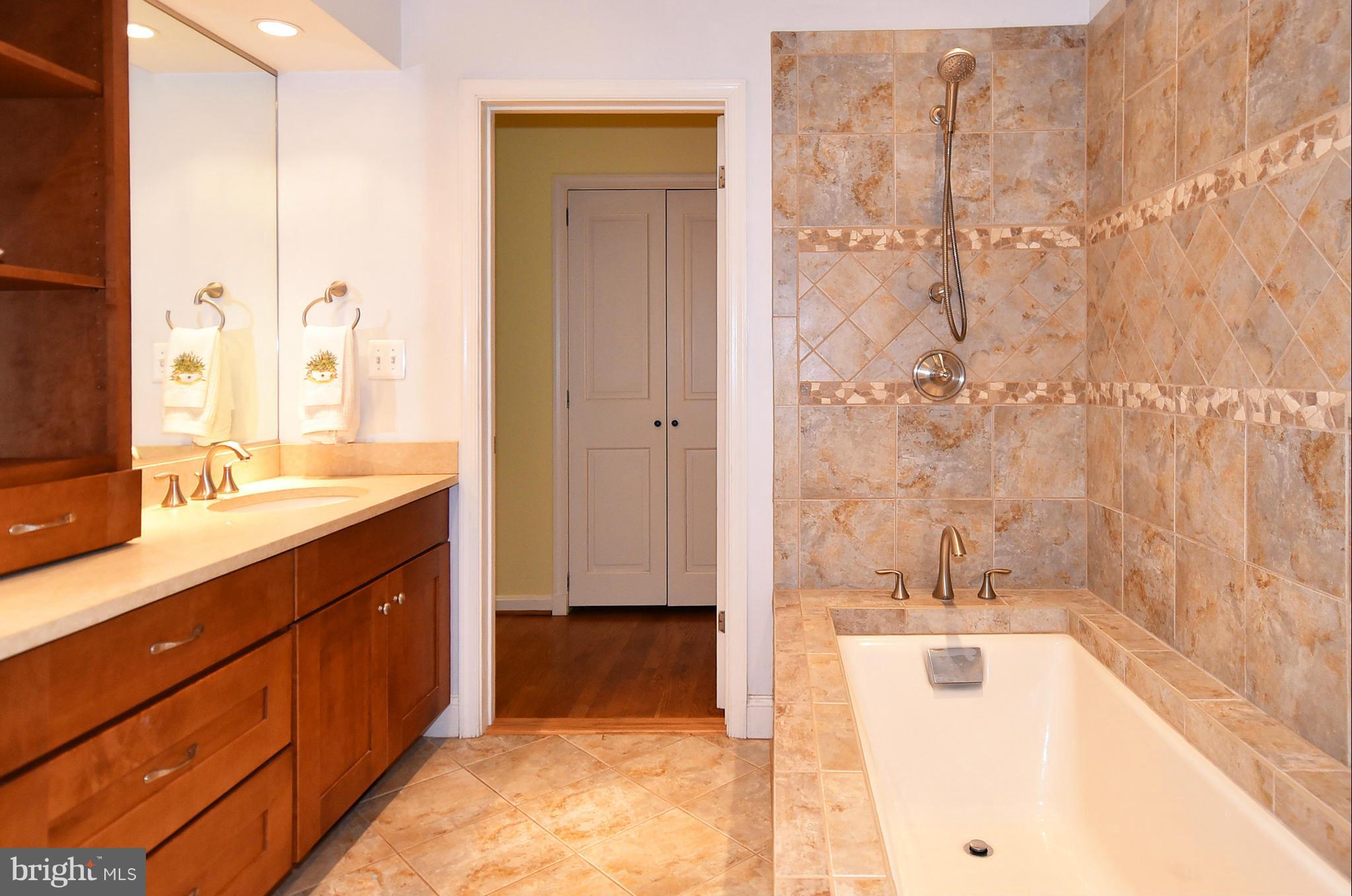 820 Bryan Point Road Accokeek, MD 20607 - Photo 18 of 30 Bath