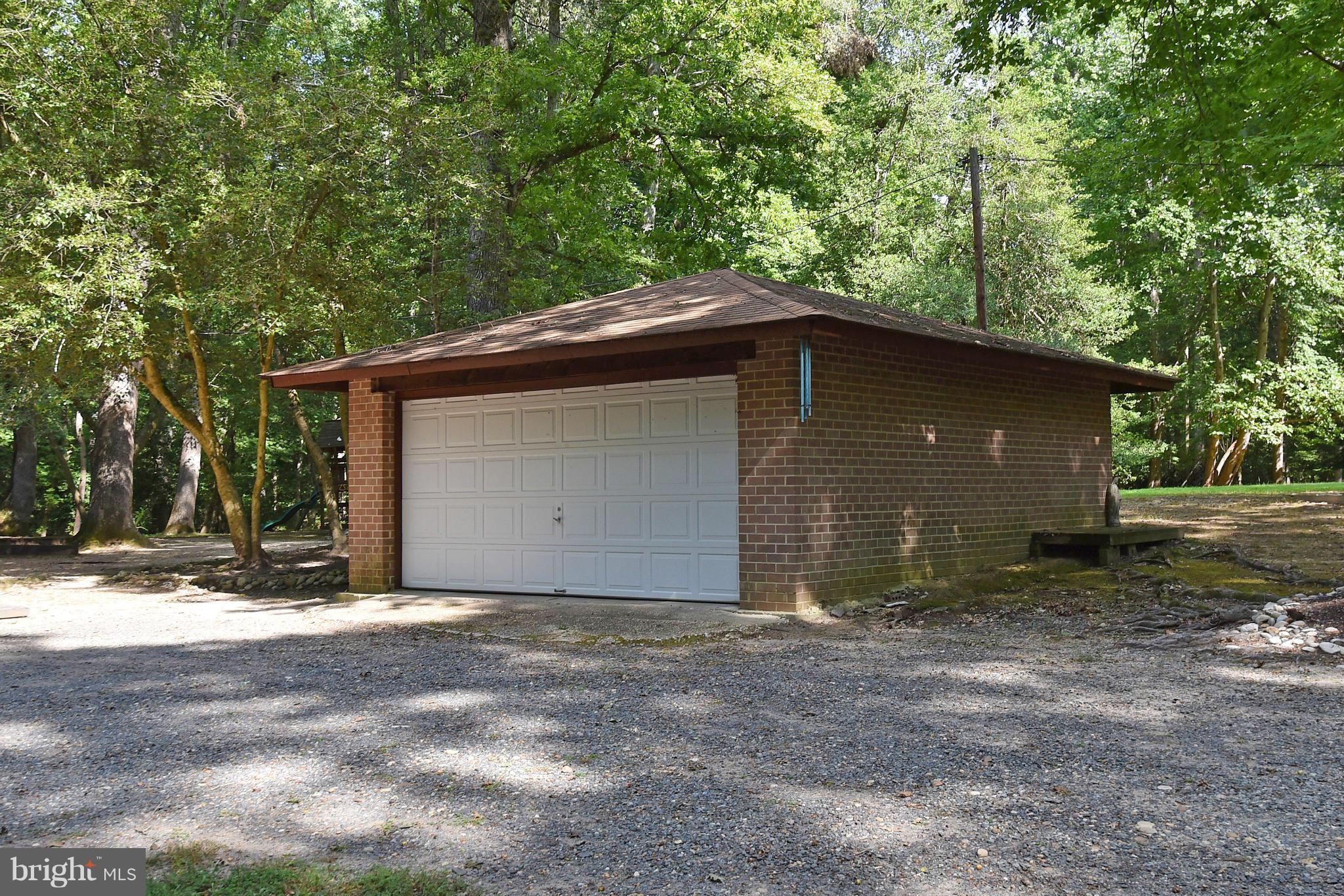 820 Bryan Point Road Accokeek, MD 20607 - Photo 3 of 30 Exterior (General)