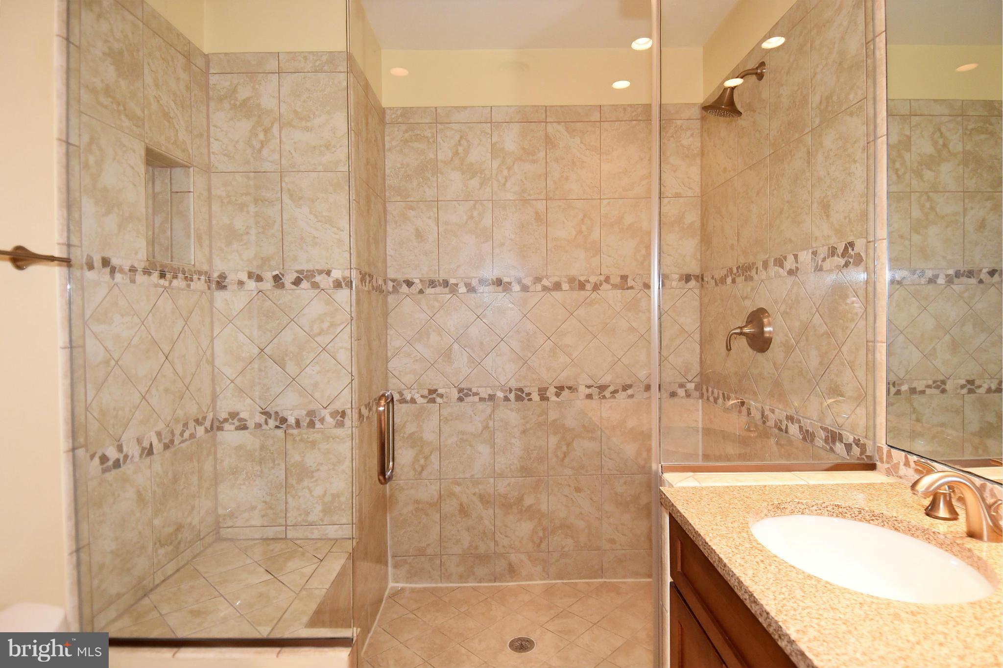 820 Bryan Point Road Accokeek, MD 20607 - Photo 23 of 30 Bath (Master)