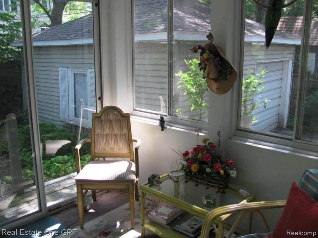 120 Mapleton Road Grosse Pointe, MI 48236 - Photo 18 of 24 18 IMG_1614.jpg