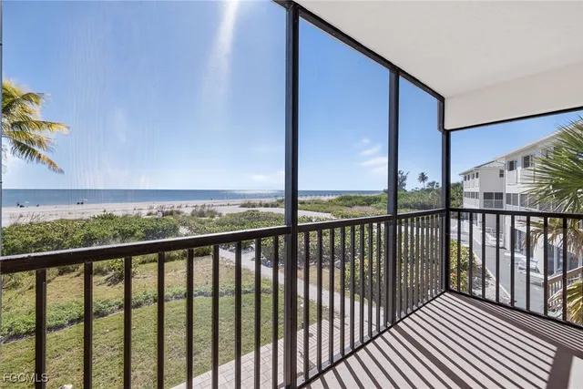 $975,000 | 2230 Camino Del Mar, Unit 4A2, Sanibel, FL 33957