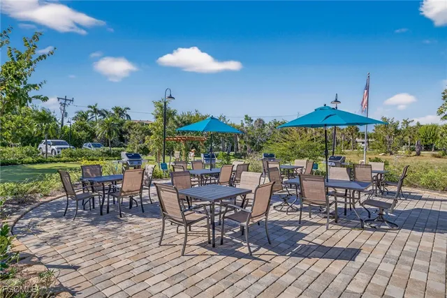 a view of an outdoor space and a yard