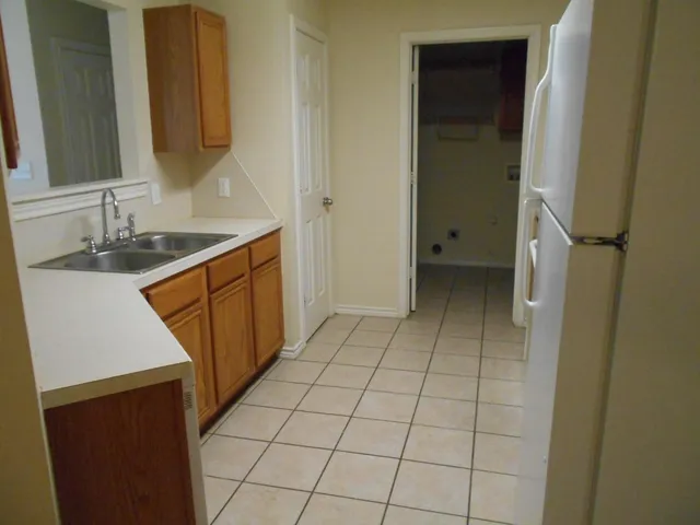 $1,100 | 808 North Evanston Avenue, Unit A, Lubbock, TX 79416