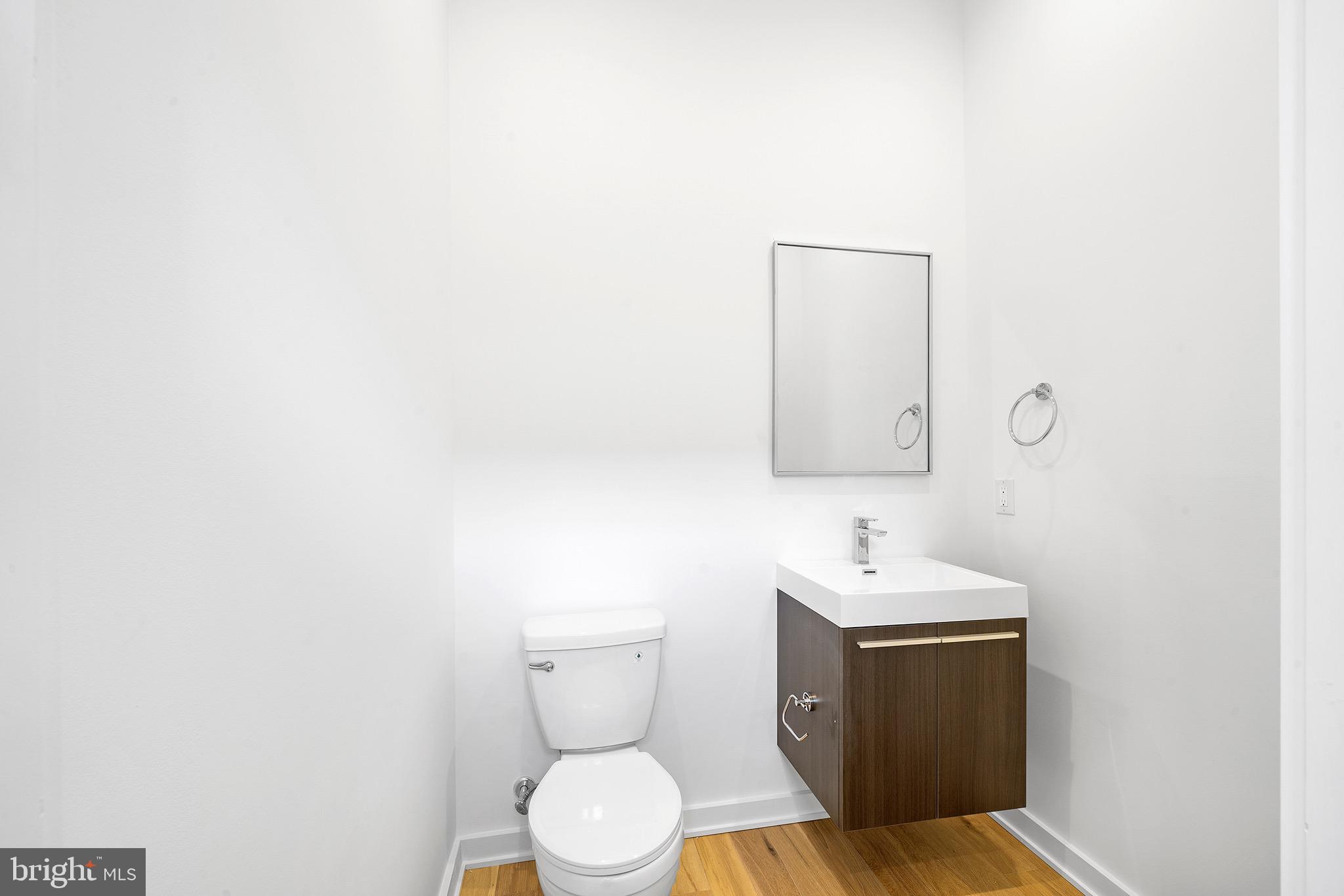 240 Tasker Street Philadelphia, PA 19148 - Photo 12 of 39 Gallery Image 12