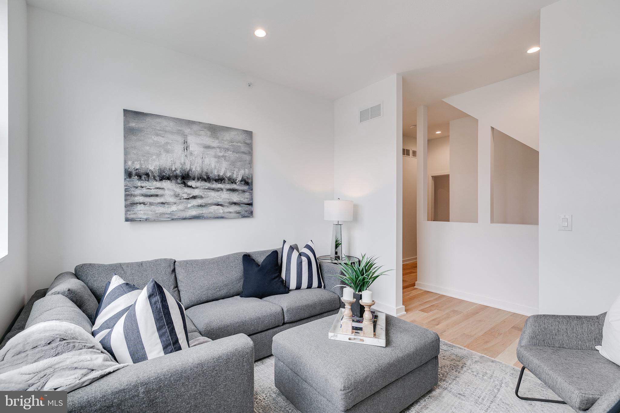 240 Tasker Street Philadelphia, PA 19148 - Photo 31 of 39 Gallery Image 31