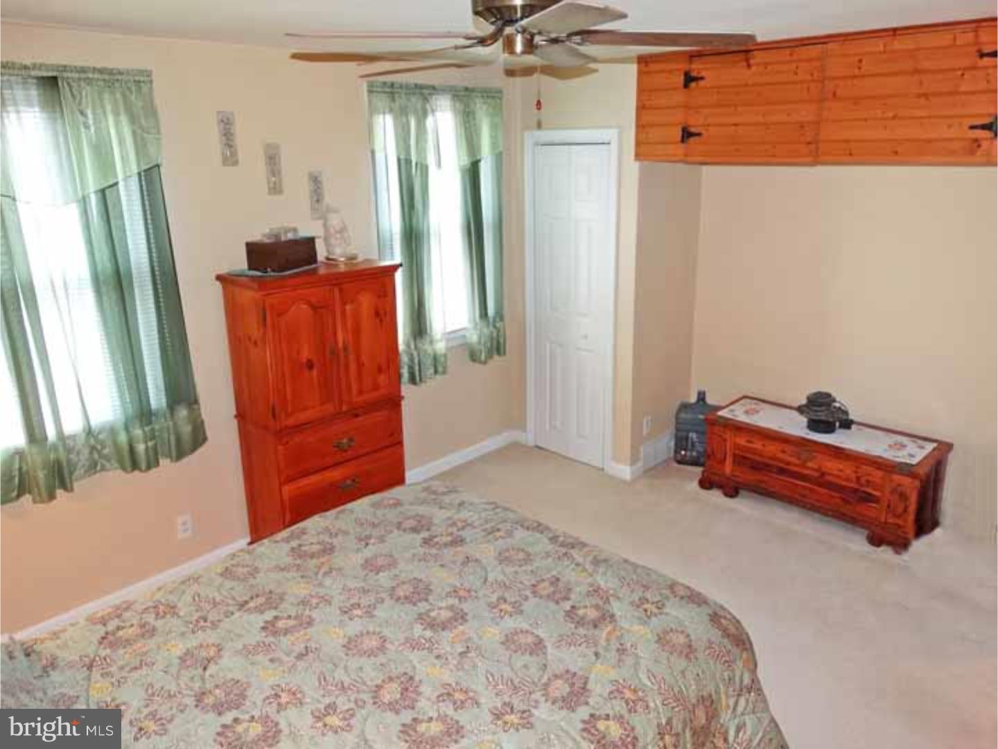 9022 Wesleyan Road Philadelphia, PA 19136 - Photo 11 of 23 Gallery Image 11