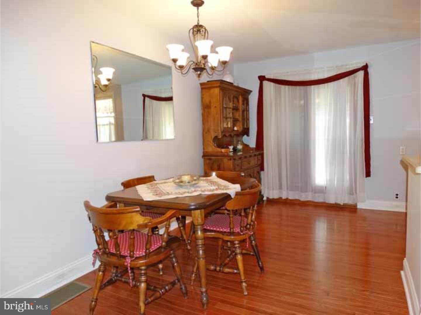 9022 Wesleyan Road Philadelphia, PA 19136 - Photo 4 of 23 Gallery Image 4
