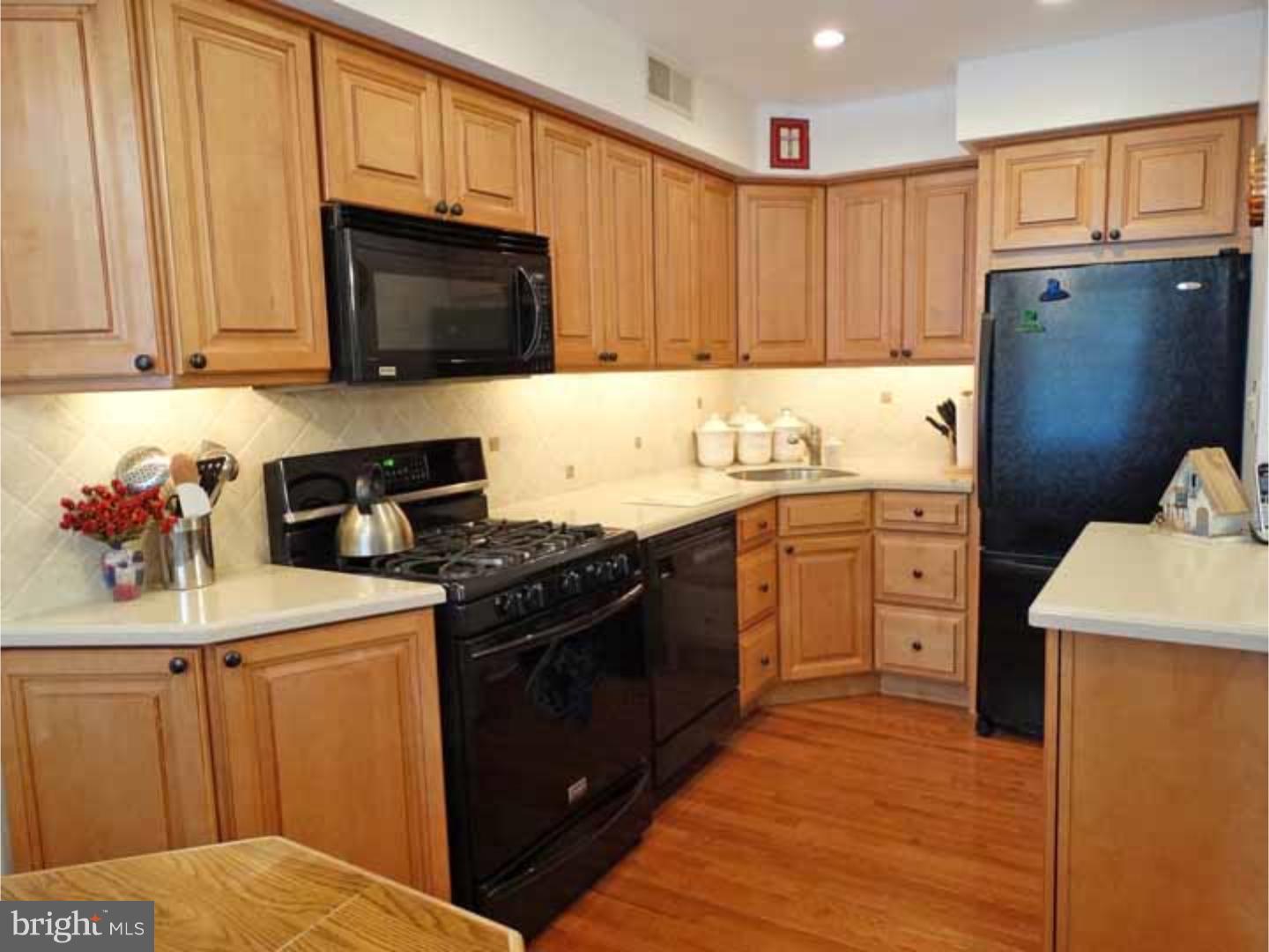 9022 Wesleyan Road Philadelphia, PA 19136 - Photo 7 of 23 Gallery Image 7