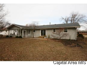 604 Magnolia Drive Rochester, IL 62563 - Photo 2 of 12