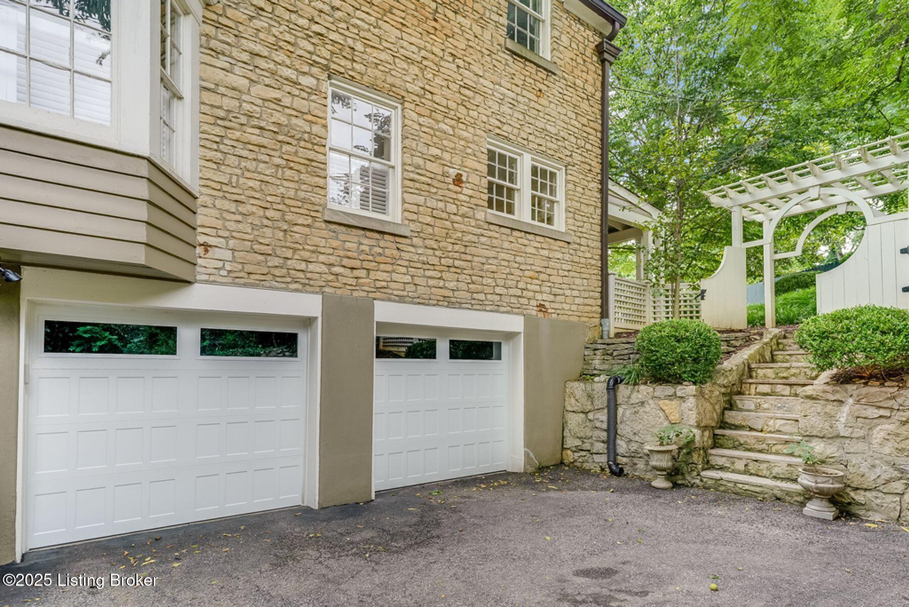 2425 Newburg Road Louisville, KY 40205 - Photo 43 of 43 photo_online_042