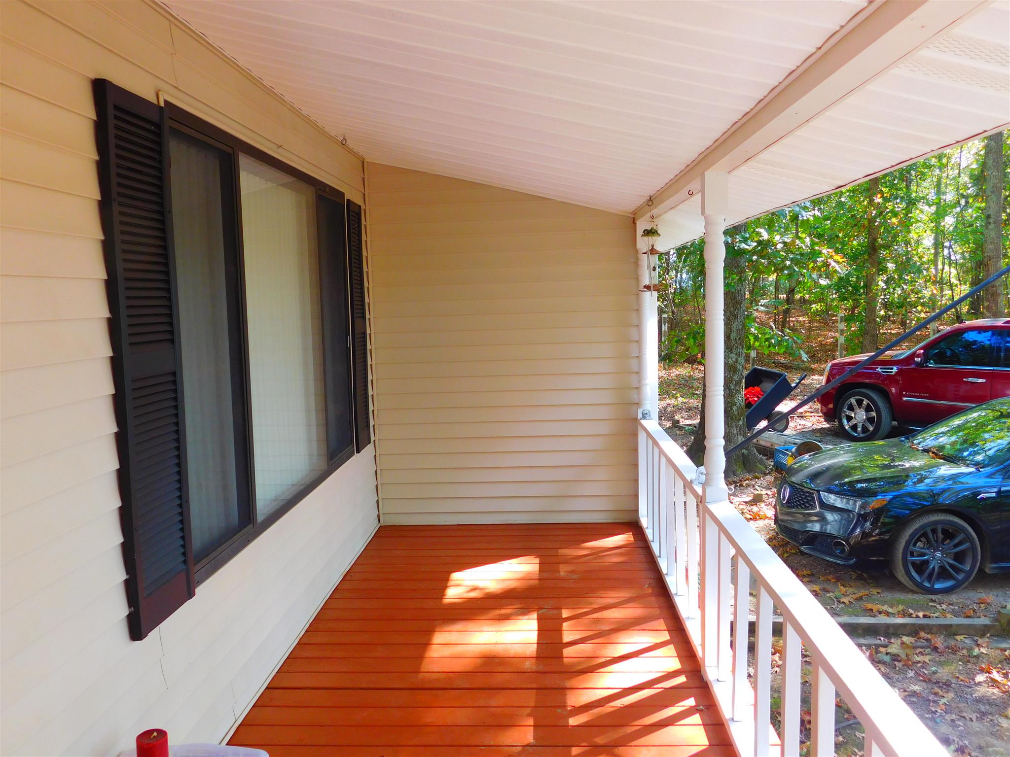 406 White Road Pulaski, TN 38478 - Photo 4 of 23 Front Porch