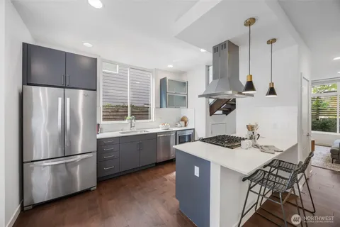 $899,000 | 1415 East Fir Street, Seattle, WA 98122
