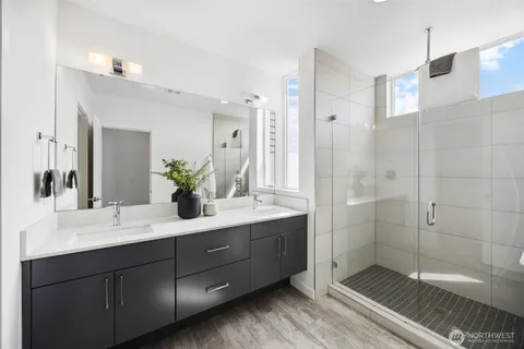 $899,000 | 1415 East Fir Street, Seattle, WA 98122