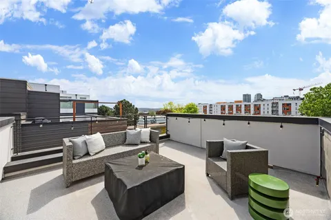 $899,000 | 1415 East Fir Street, Seattle, WA 98122