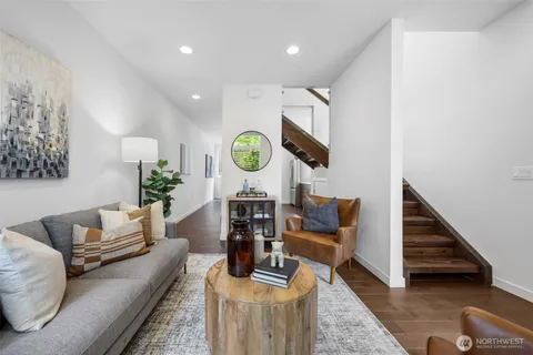$899,000 | 1415 East Fir Street, Seattle, WA 98122