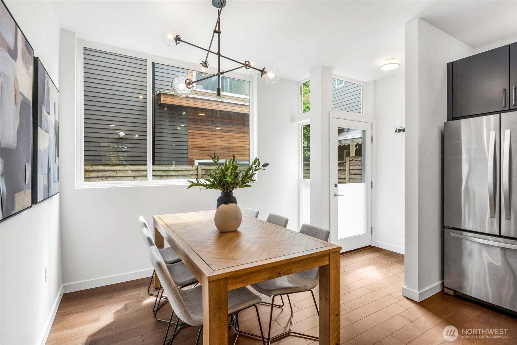 1415 East Fir Street Seattle, WA 98122 - Photo 8 of 38