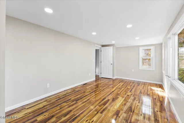 $269,900 | 2112 Gray Street, Rotterdam, NY 12306