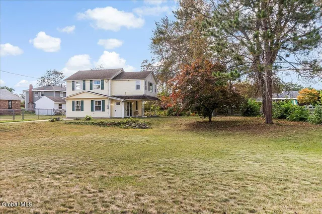 $269,900 | 2112 Gray Street, Rotterdam, NY 12306