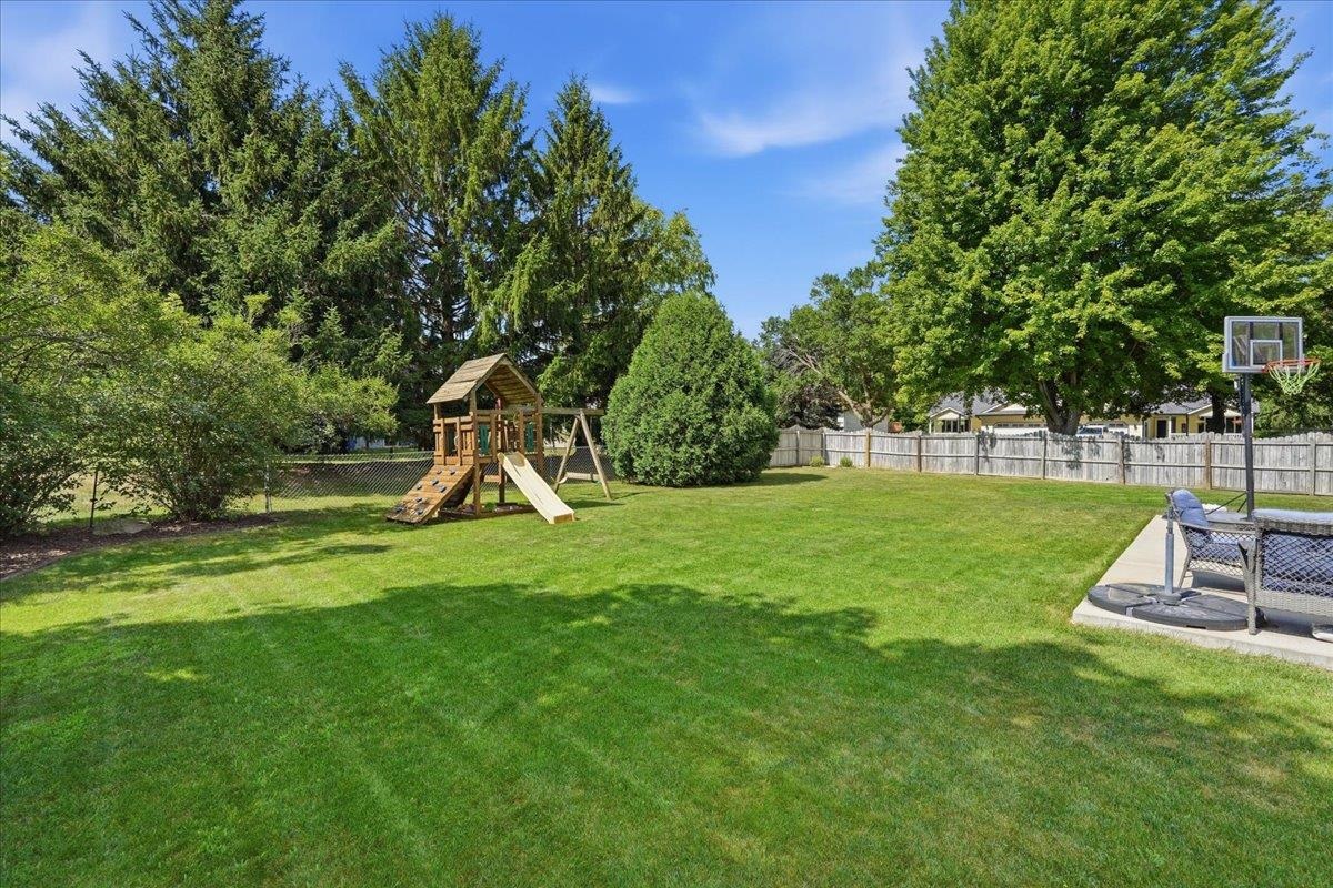 941 Foxfield Road Oregon, WI 53575 - Photo 52 of 54