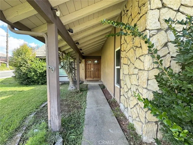 $690,000 | 5600 VÃa Junipero Serra, Riverside, CA 92506