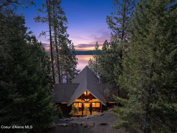 $1,850,000 | 6832 West Half Cir Loop, Worley, ID 83876