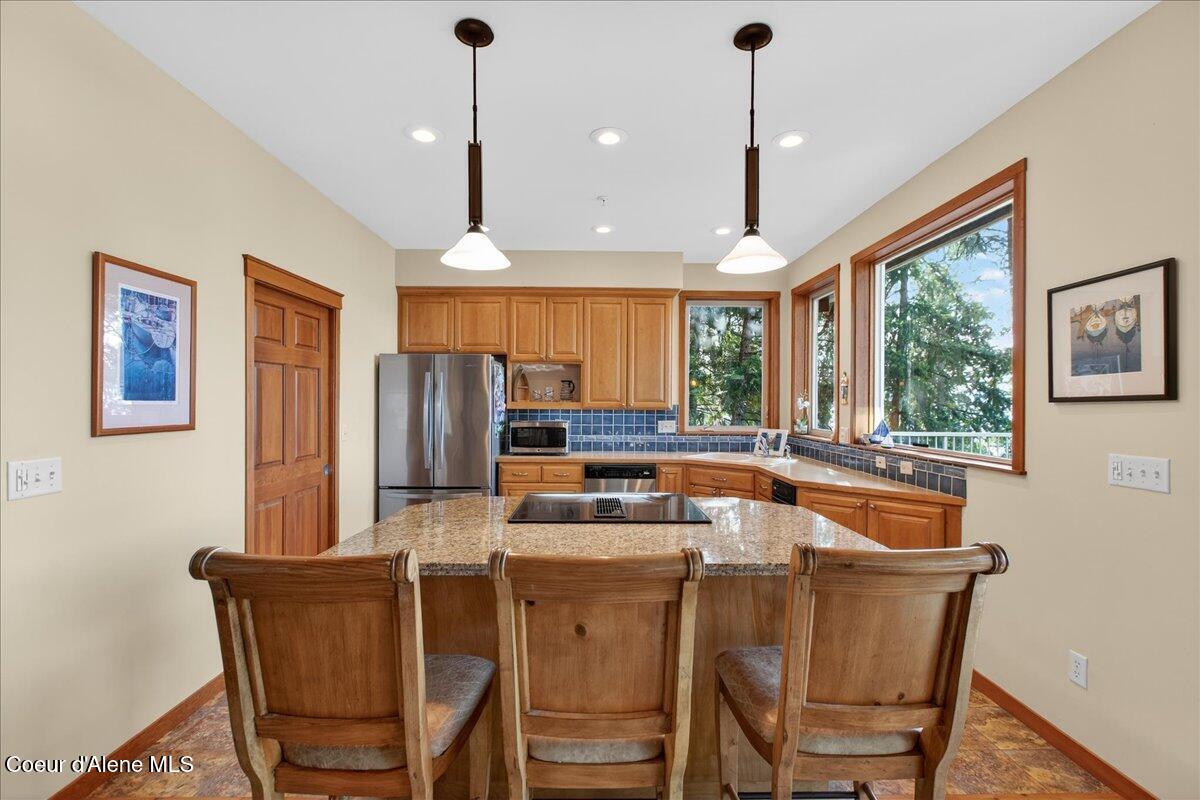 6832 West Half Cir Loop Worley, ID 83876 - Photo 18 of 68 18-Kitchen