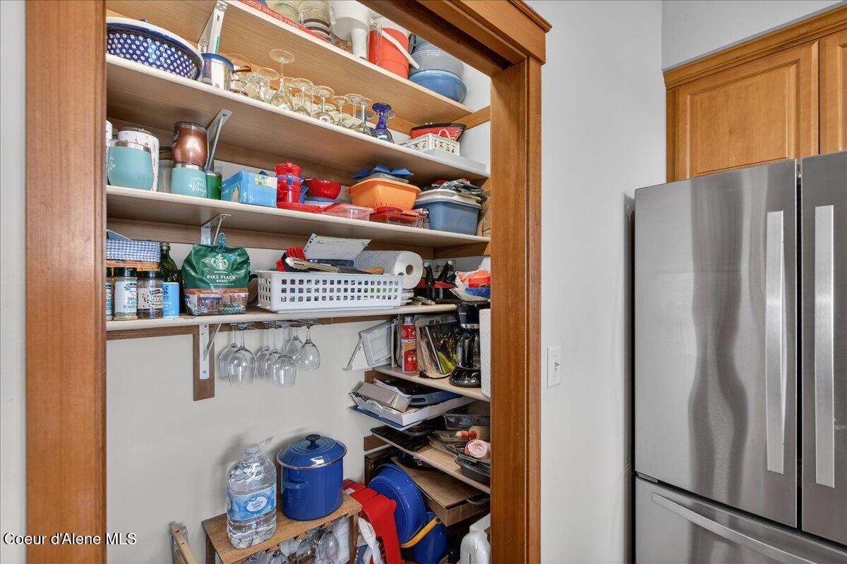 6832 West Half Cir Loop Worley, ID 83876 - Photo 25 of 68 25-Pantry