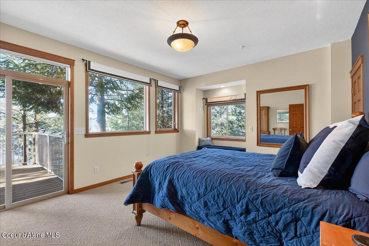 6832 West Half Cir Loop Worley, ID 83876 - Photo 32 of 68 32-Primary Bedroom