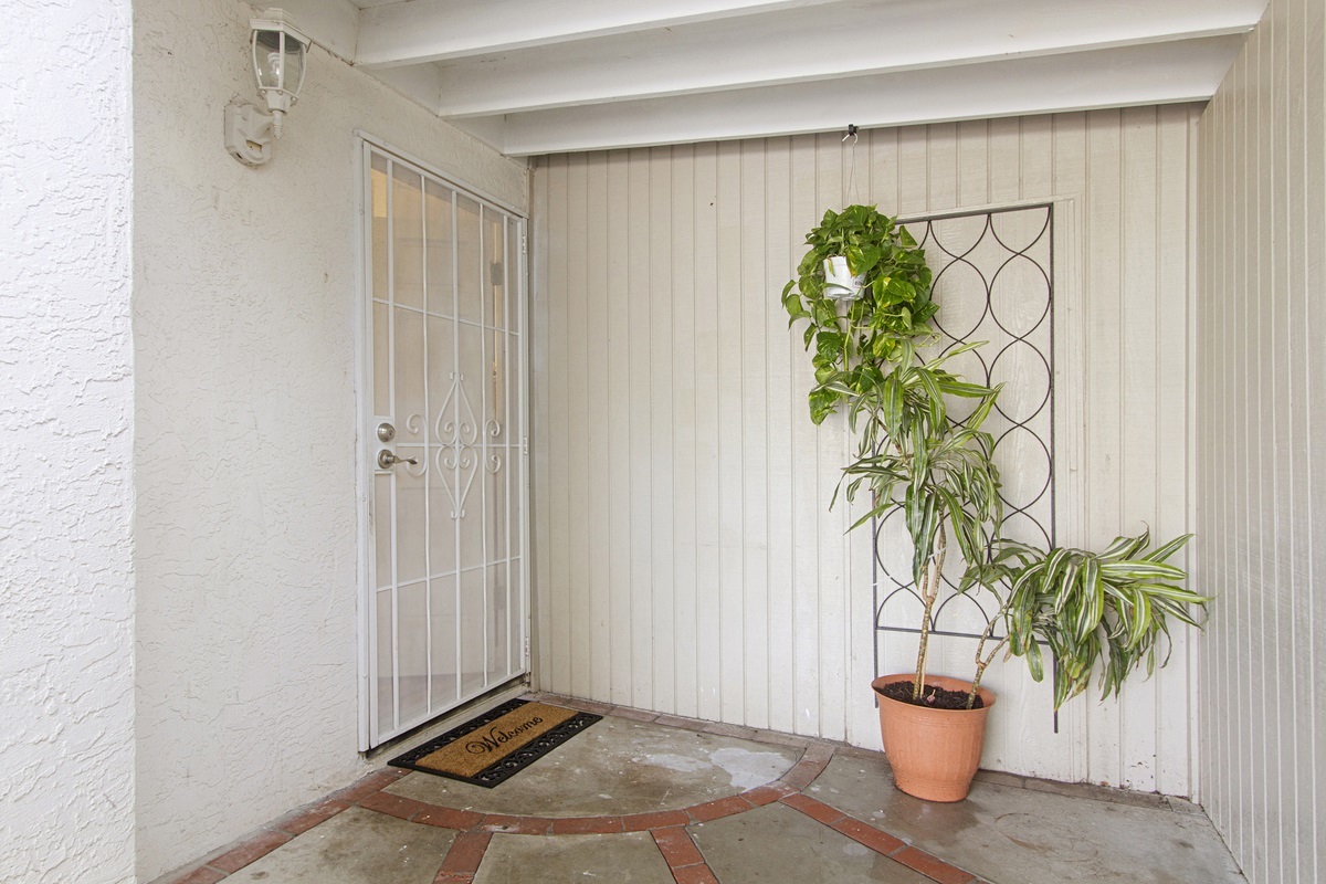 9228 Northcote Road Santee, CA 92071 - Photo 5 of 23 Gallery Image 5