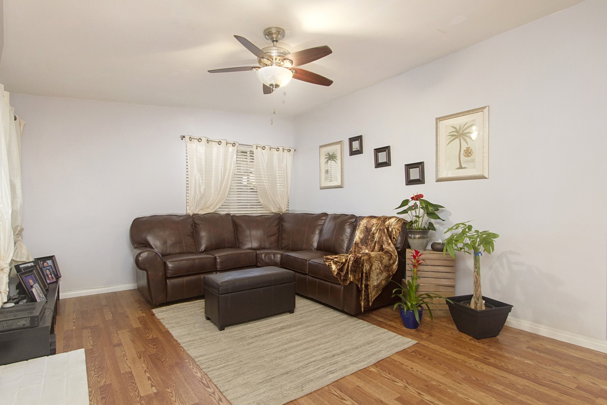 9228 Northcote Road Santee, CA 92071 - Photo 6 of 23 Gallery Image 6
