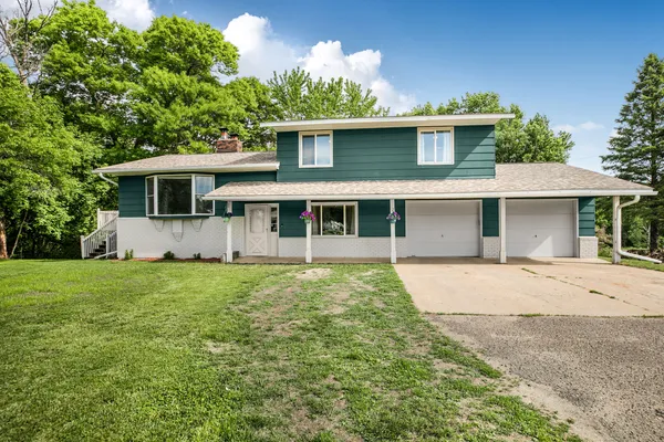 $375,000 | 15984 Shelly Drive, Little Falls, MN 56345
