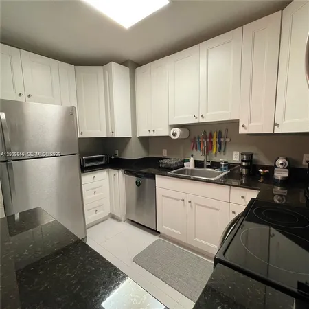 $3,200 | 1380 Southwest 11th Street, Unit 1, Miami, FL 33135