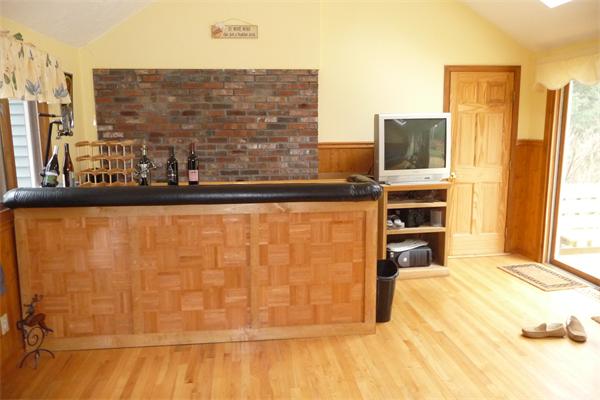 38 Red Gate Road Tyngsborough, MA 01879 - Photo 4 of 12 Gallery Image 4