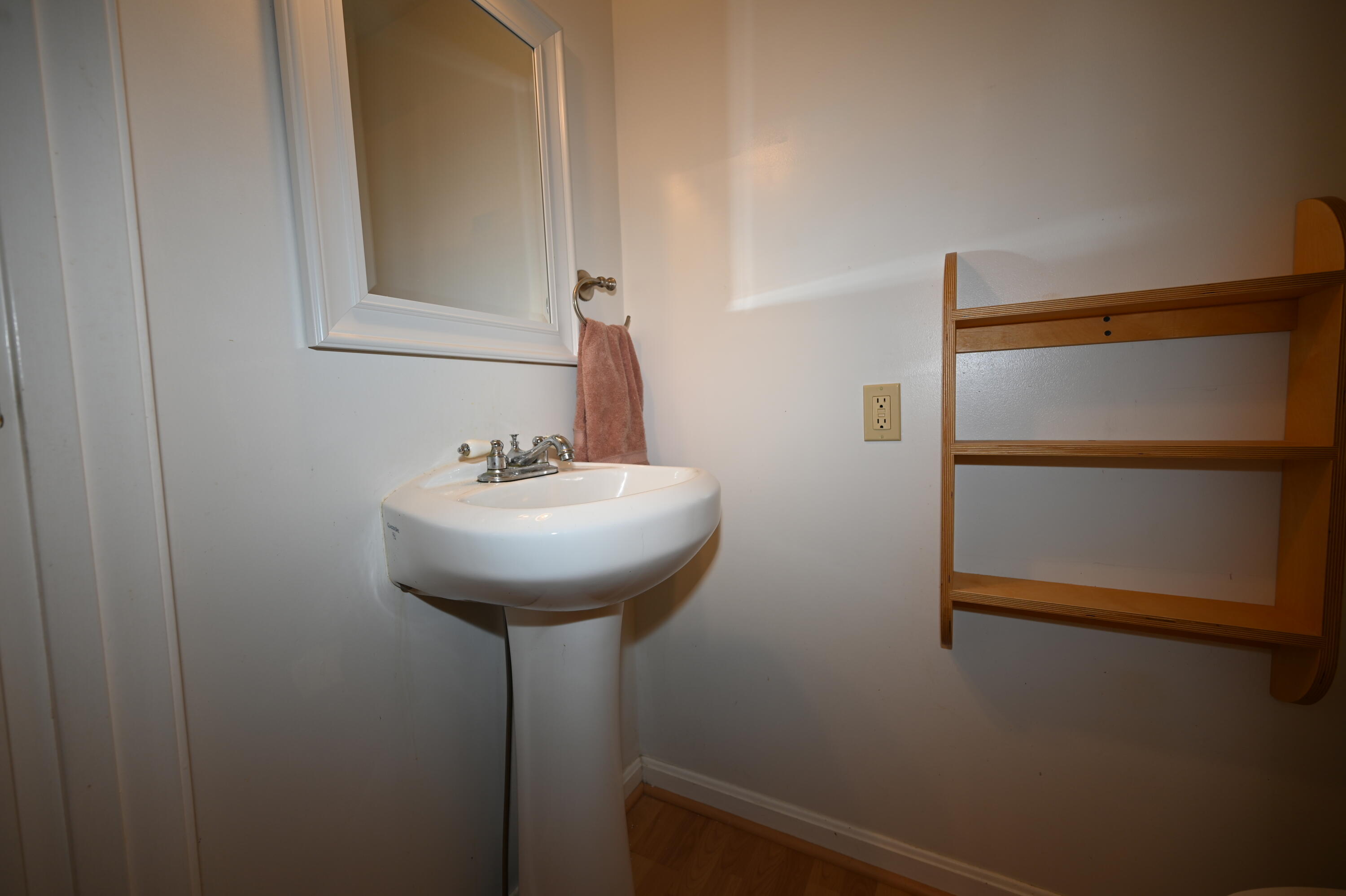 25 Smithwheel Road, Unit 11 Old Orchard Beach, ME 04064 - Photo 11 of 18 1/2 Bath First Floor