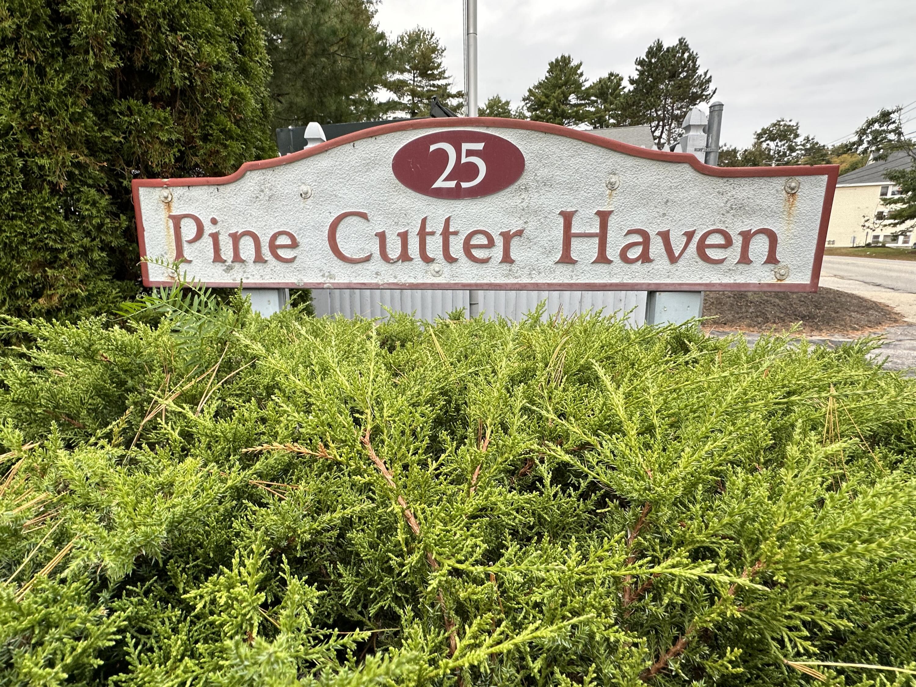 25 Smithwheel Road, Unit 11 Old Orchard Beach, ME 04064 - Photo 3 of 18 Entrance