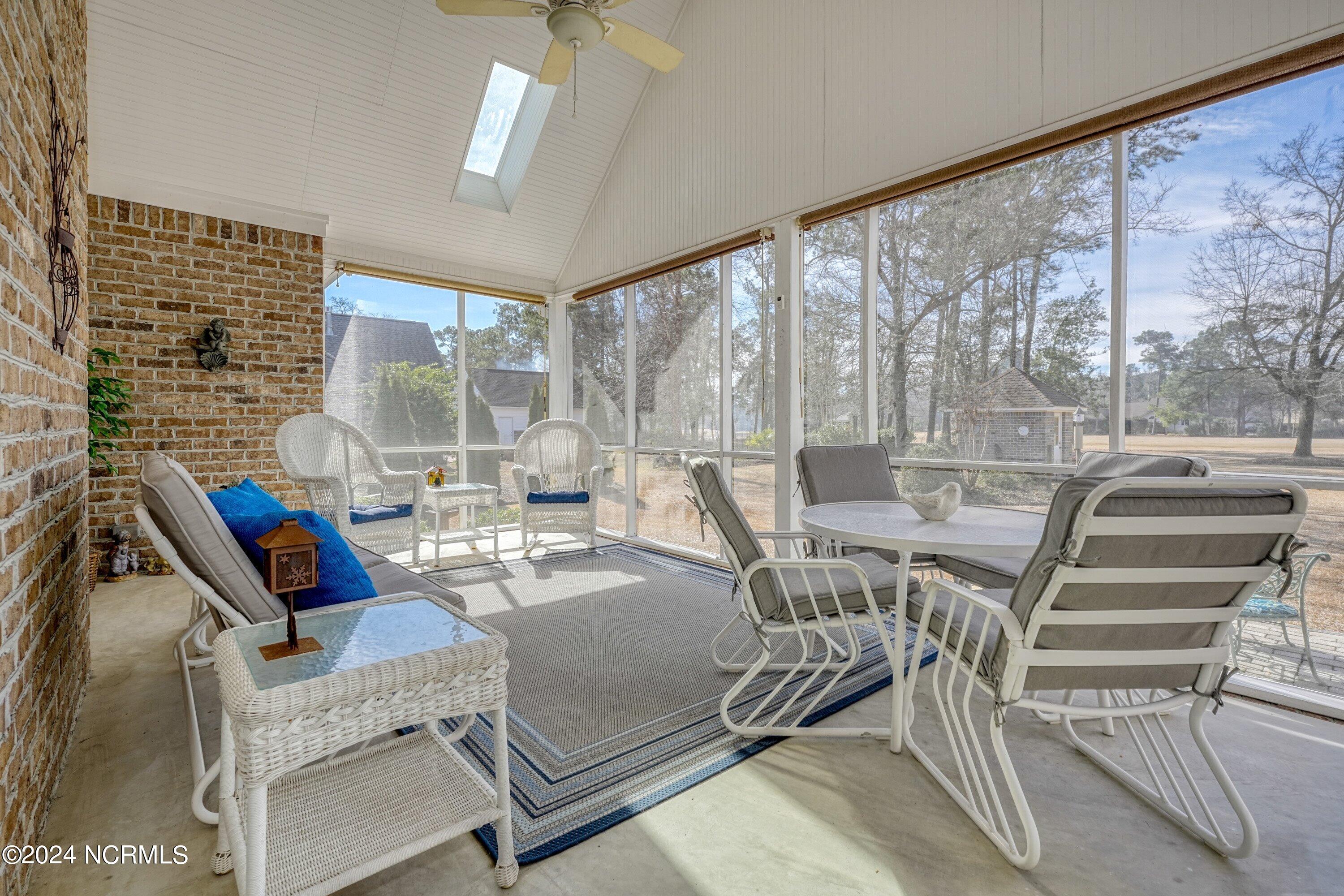 803 South Green Tee Road Hampstead, NC 28443 - Photo 10 of 28 10