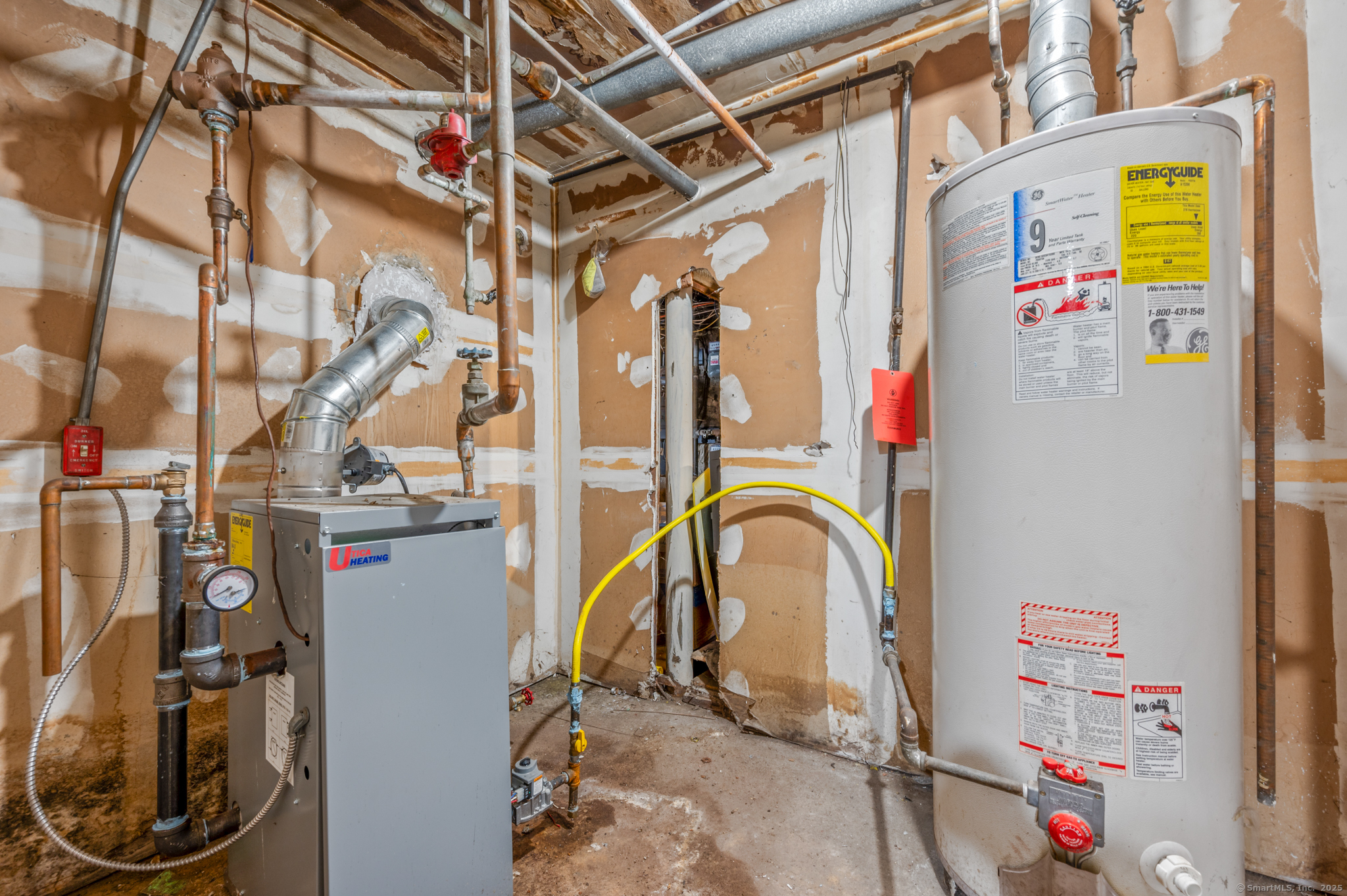 151 Highland Avenue Waterbury, CT 06708 - Photo 20 of 40