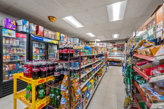 $475,000 | 151 Highland Avenue, Waterbury, CT 06708