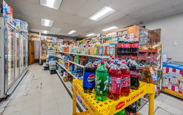 $475,000 | 151 Highland Avenue, Waterbury, CT 06708