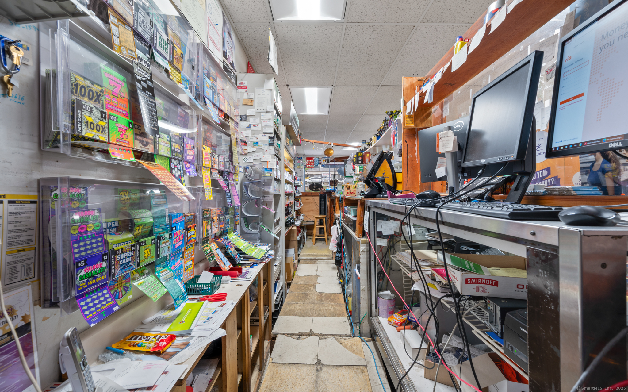 151 Highland Avenue Waterbury, CT 06708 - Photo 5 of 40